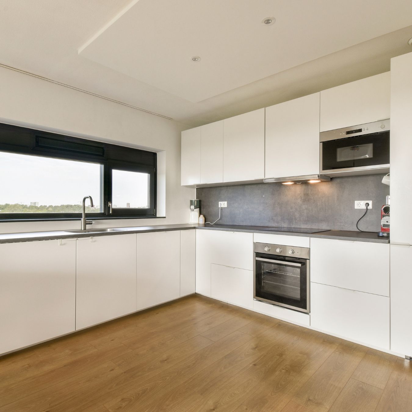 Cucine su misura vs cucine standard: cosa cambia davvero?