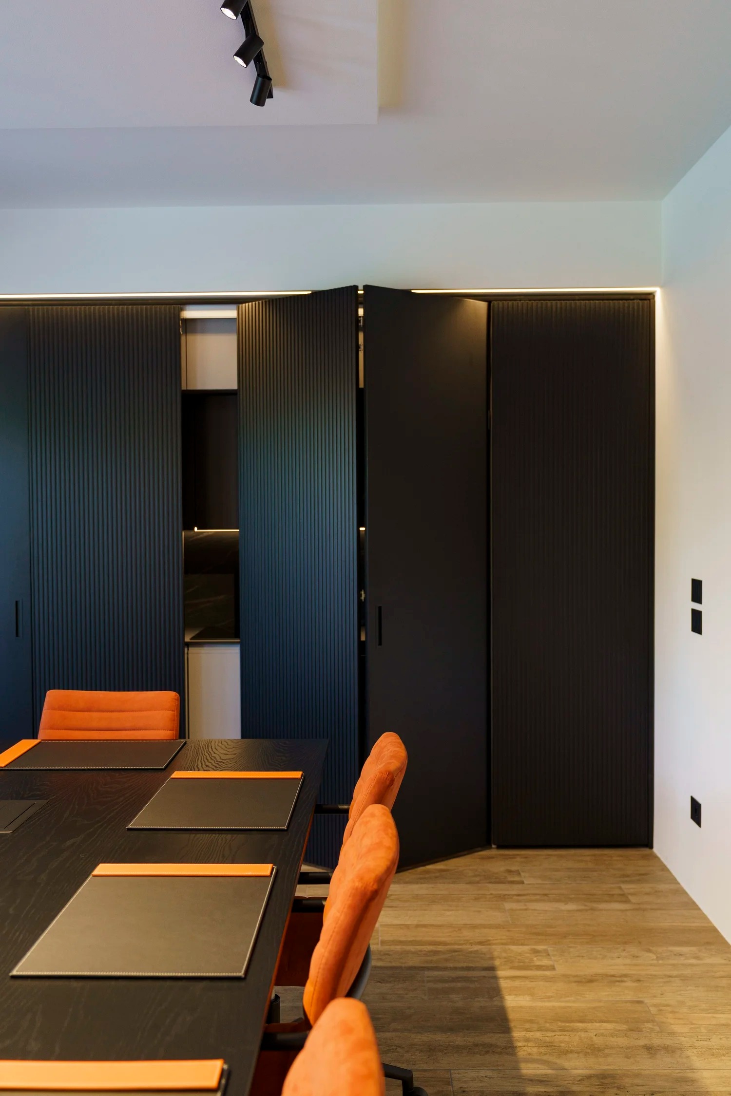 imgi_76_progettoeauffici_nohmadinterior