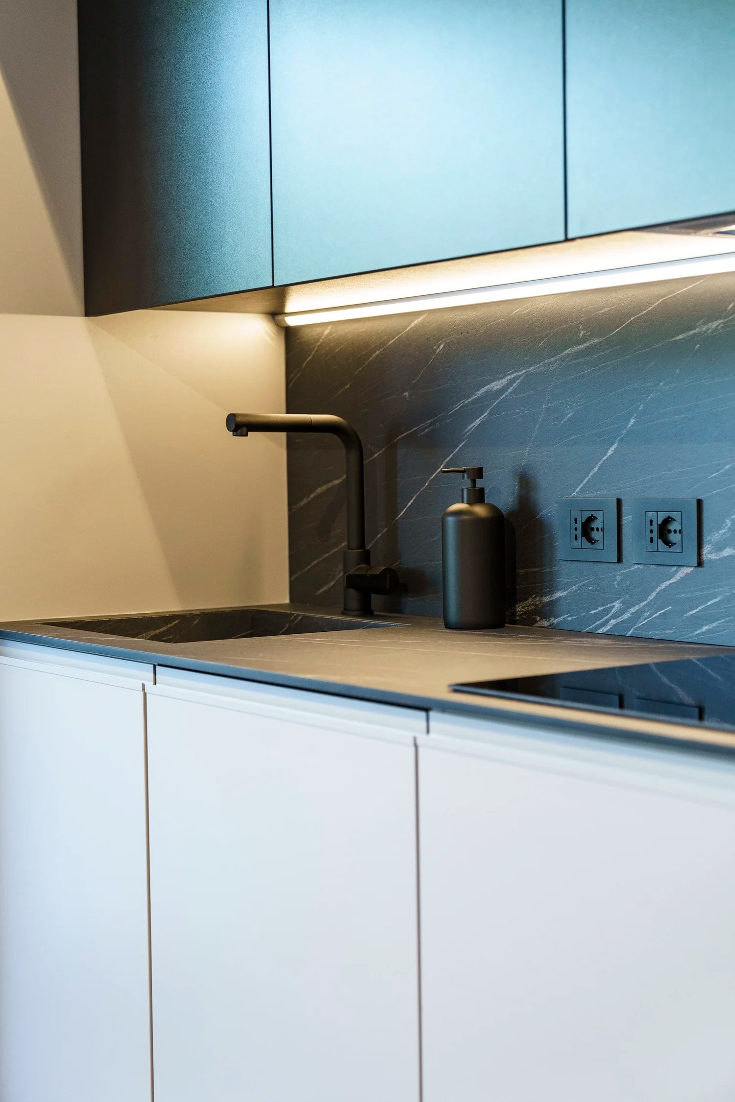 imgi_81_progettoeauffici_nohmadinterior